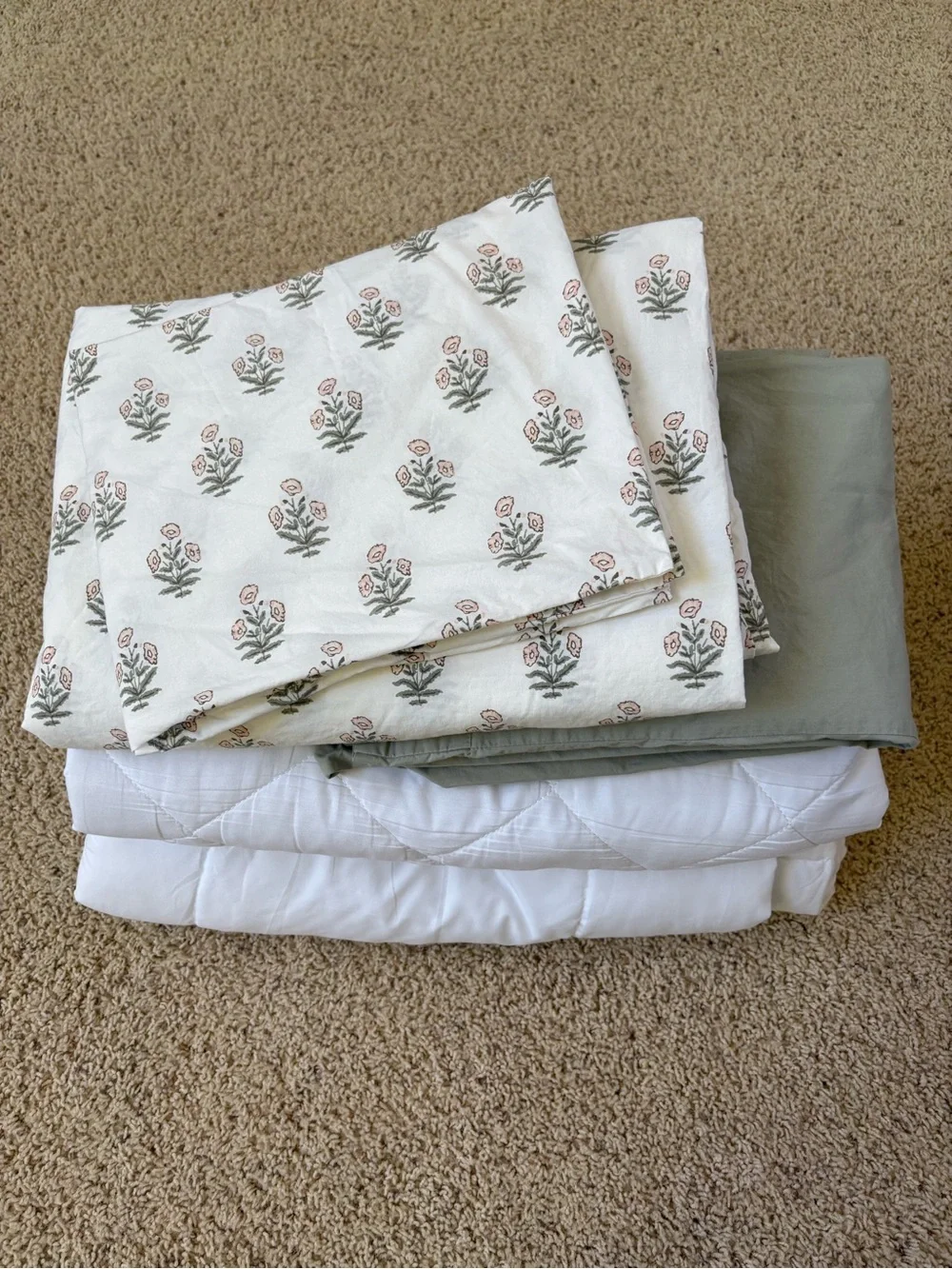 Pottery Barn Flower Duvet, Sheet, and Insert Set for Twin/Twin XL Bed